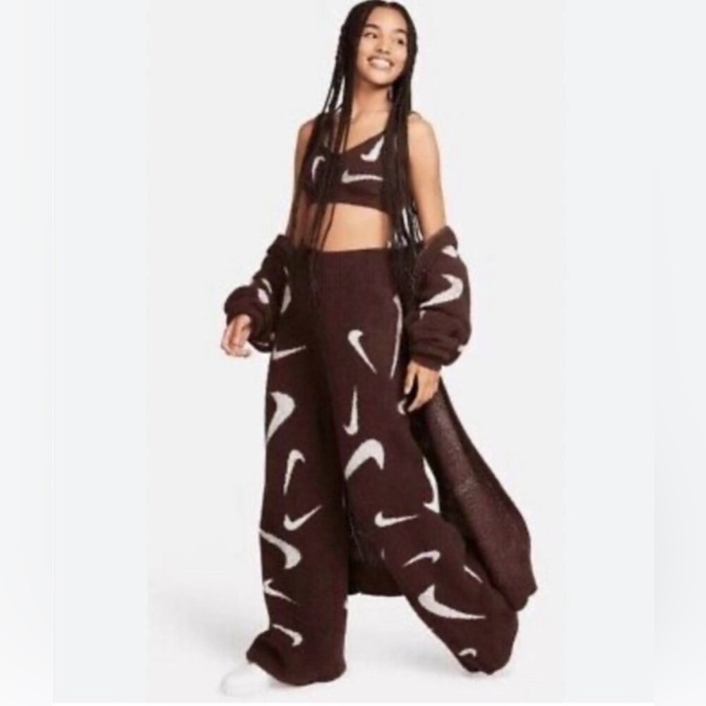 ✔️ NWT✔️ NIKE Sportswear Phoenix Cozy Bouclé Pants